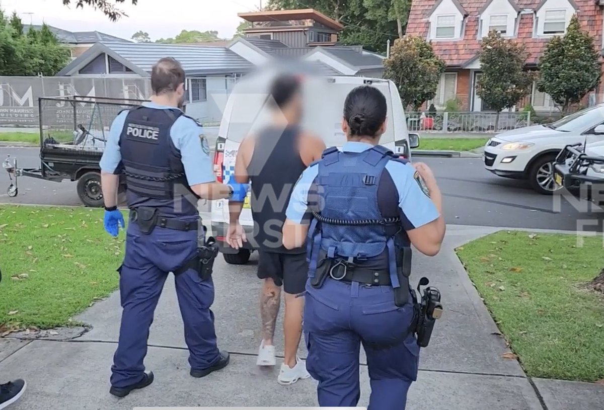 NatashaSquarey's tweet photo. #EXCLUSIVE: Six people - including four teenagers - have been arrested over the assassination attempt in #Campsie last year. The gunman is yet to be caught. @7NewsSydney https://t.co/piHivUSPuU