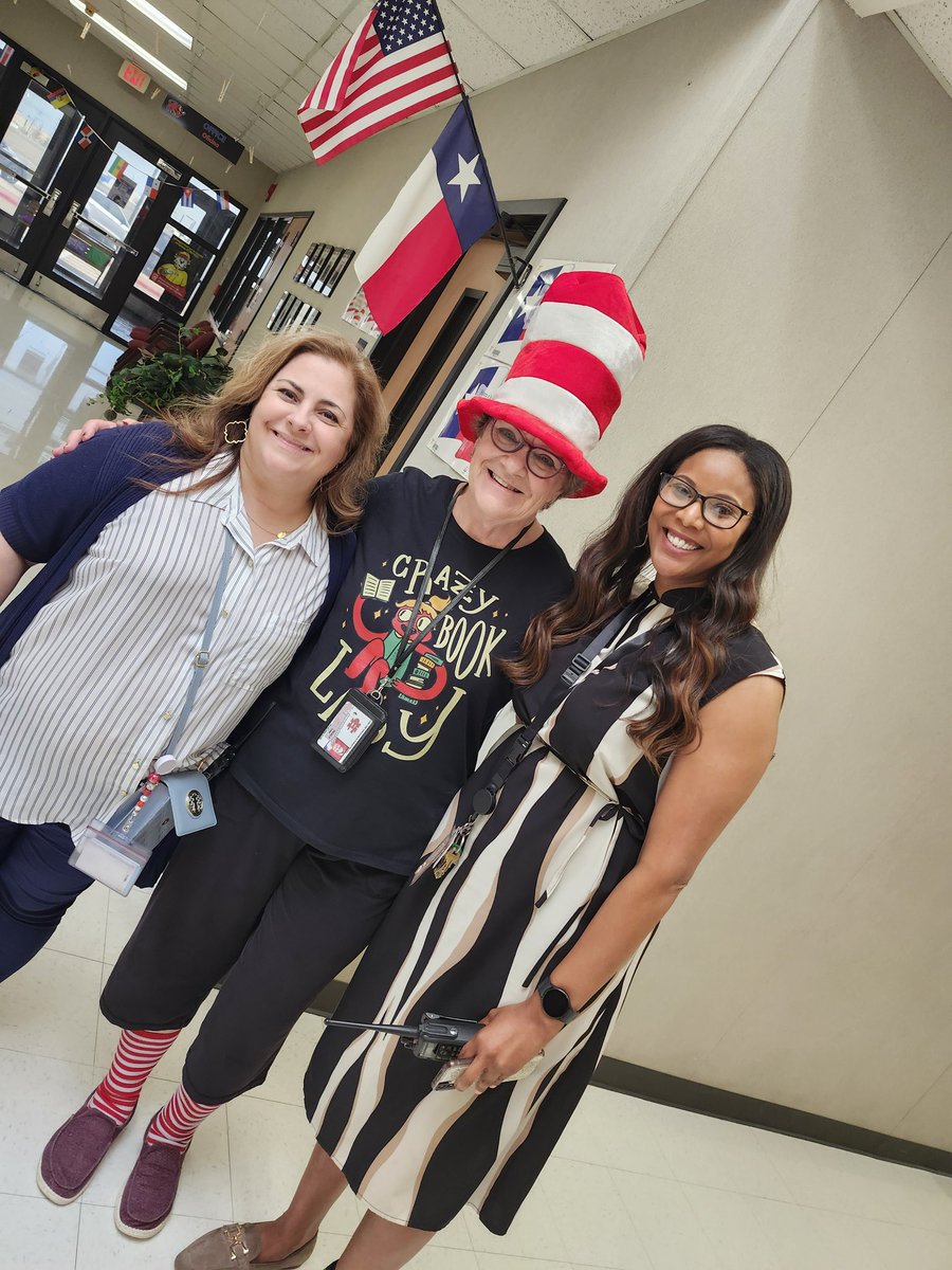No Reading Strategy Left Behind (@readingleft) on Twitter photo What an amazing time at Read Across the Hill today. Want to shout out Ms. Dekle!!! She did an amazing job facilitating Read Across America at Highlands and Lake Ridge Elementary <a href="/LREiServe/">Amanda McCarther Ed. D</a>. <a href="/cedarhillisd/">Cedar Hill ISD</a> What an amazing time at Read Across the Hill today. Want to shout out Ms. Dekle!!! She did an amazing job facilitating Read Across America at Highlands and Lake Ridge Elementary <a href="/LREiServe/">Amanda McCarther Ed. D</a>. <a href="/cedarhillisd/">Cedar Hill ISD</a>