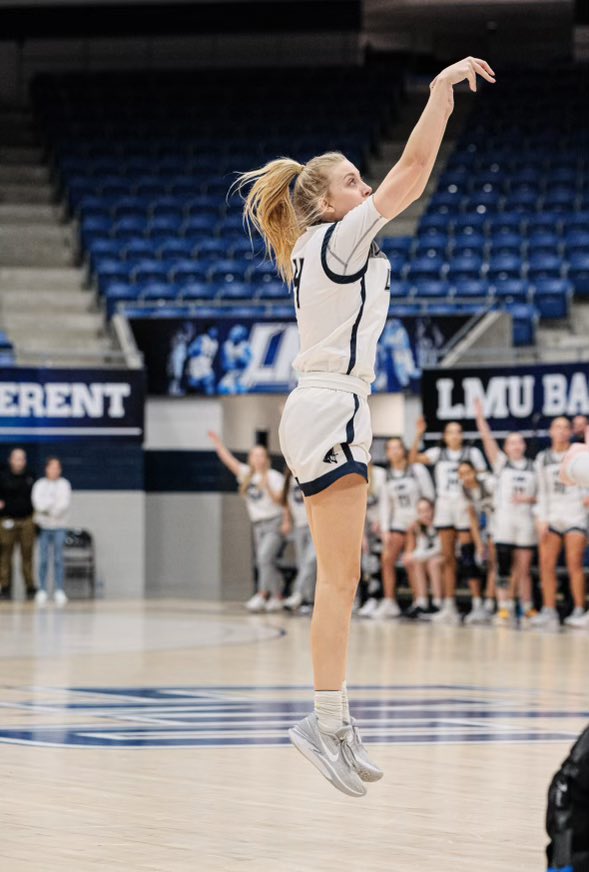 So blessed to recieve an offer from LMU!! <a href="/LMURailsplitter/">LMU Railsplitters</a> <a href="/coachdcarter5/">Devan Carter</a>