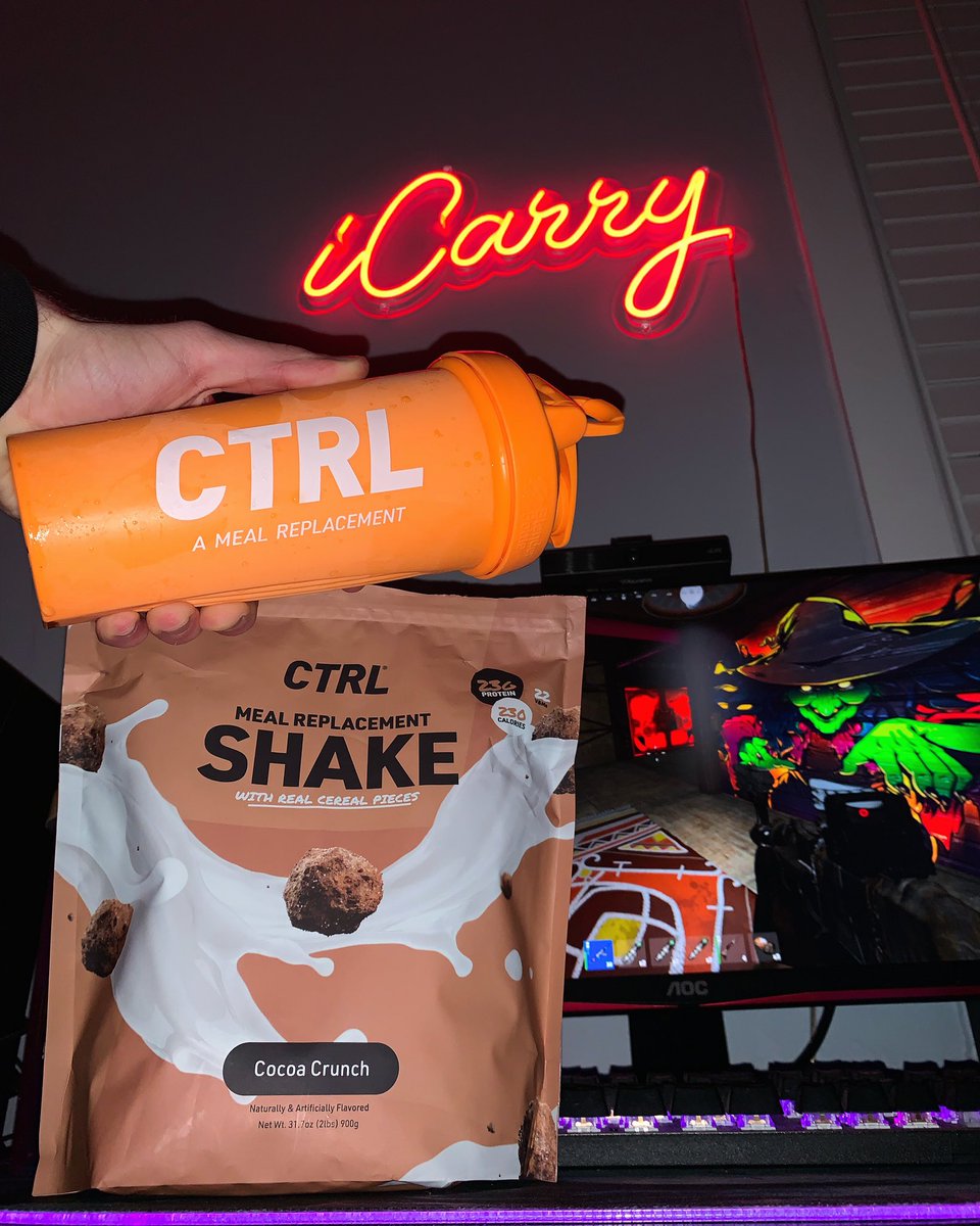 dlegg236's tweet photo. just chilling in the base so i decided to mix myself up a smackin cup of cocoa crunch๐ซ๐คค๐คค if you have tried ctrl whats your favorite flavor๐๐ฅ๐ฅ also dont forget that you can feel free to use my code 10ICARRY at checkout for a ๐ฅ๐ฅ discount๐ช๐ผ #DRINKCTRL https://t.co/5Kkdod5Oo6
