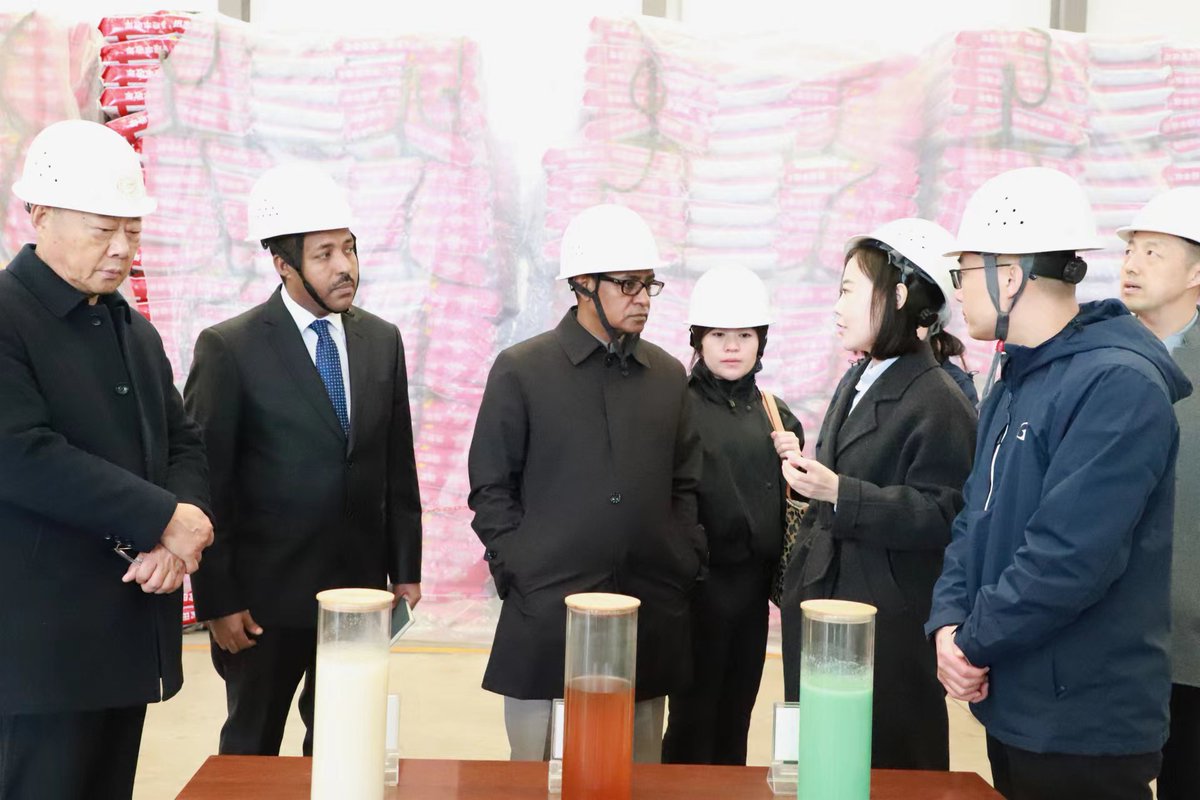 ETEmbassyPEK's tweet photo. On the 4th of March 2024.H.E. Ambassador #Tefera Deribew, Head of the Mission, visited Baoyuan Bio-Agri Technology (Yantai) Ltd Company and held discussion with the Company leaders on potential investment opportunities in Ethiopia in the field of Fertilizer production. https://t.co/A8IuUHBB0C