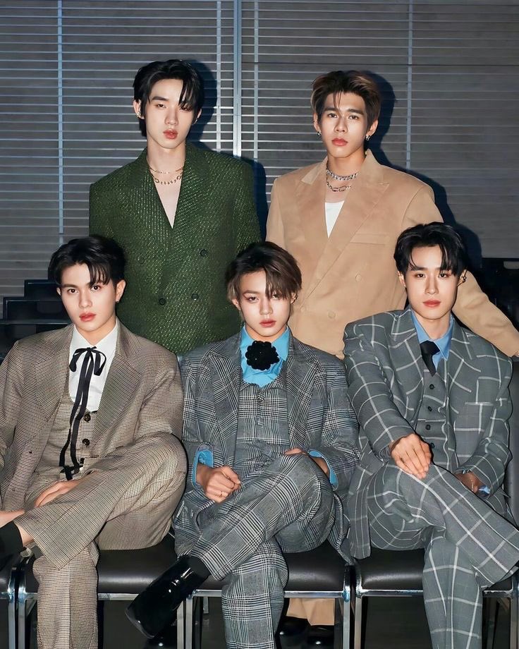 jjaolune's tweet image. เด็กนั้น                        โตมากลายเป็นเธอ
#ProjectAlphaTHFinalEP #LYKN