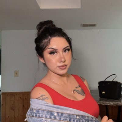devrie_adame's tweet photo. #NewProfilePic https://t.co/EFFbaMvOMr