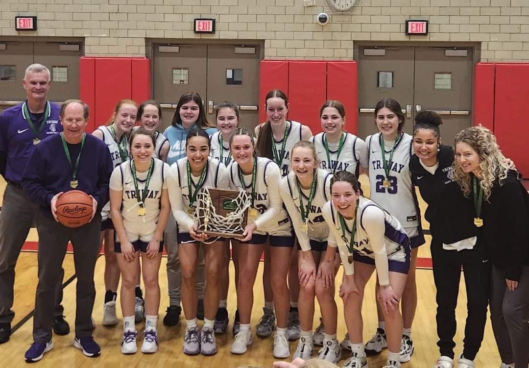 Congratulations to Payton Snyder, Tori Manley, Caitlin Titler, Sydney Frank, Aaliyah Wirth, Zoey Baker and the Triway Titans on winning the District Championship! Good luck at Regionals!