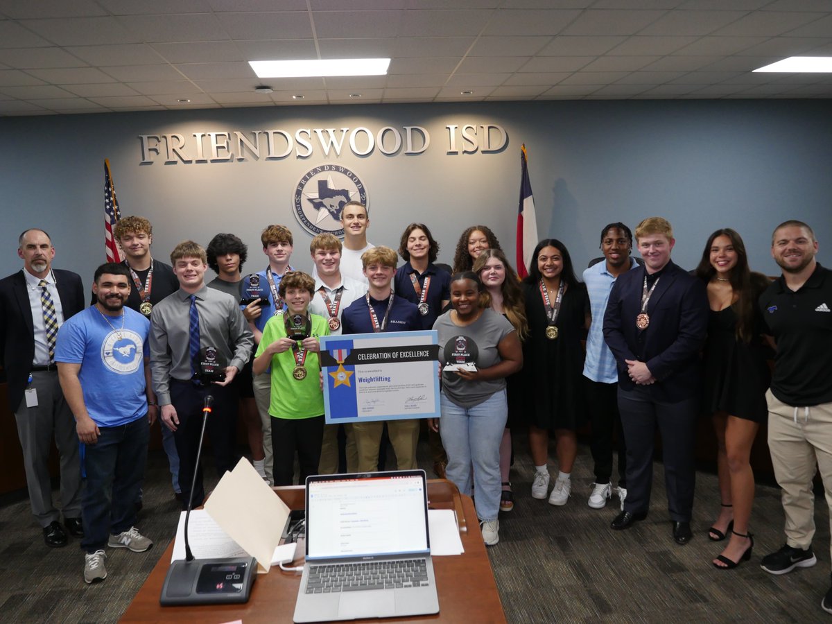 friendswoodisd's tweet image. 🎉 Huge congrats to the 75 student-athletes and academic champs qualifying at State and National levels! 🌟 Recognized by Trustees tonight! 🏆 Your dedication shines through. 🎓🏅 Check out Myfisd.com PHOTOS for all the memorable moments! #BecauseKids #MustangPride