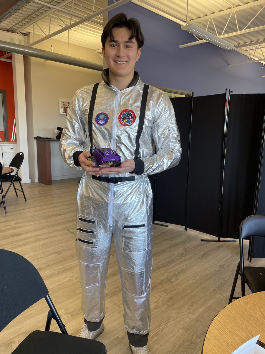 Space fun today <a href="/A4CWaterloo/">Adventure 4 Change</a>  as <a href="/LaurierEdu/">Laurier Faculty of Education</a> <a href="/STEMovation/">STEMovation</a> team brings <a href="/missionOTmoon/">missiononthemoon</a>  to earth with our very own astronaut. <a href="/csa_asc/">Canadian Space Agency</a> let us know if you ever need a stand in <a href="/InkSmith3D/">InkSmith</a>