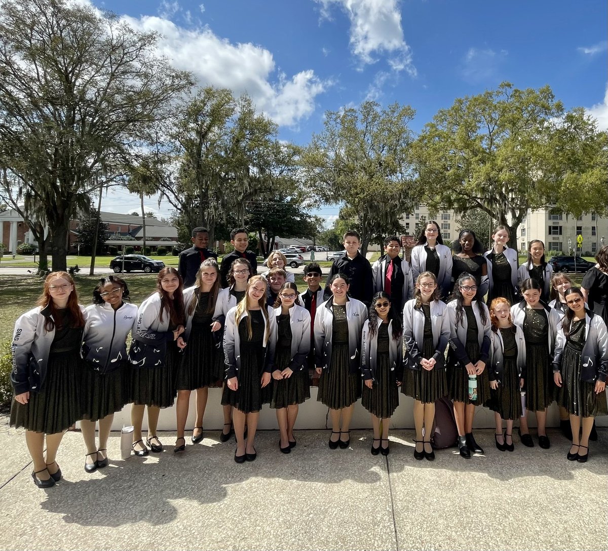 Ivyhawnsemble's tweet photo. Wonderful job, Ivy Hawnsemble and Treble choir for a wonderful MPA season! We are so proud of you! @IvyHawnSuhr https://t.co/8it2MMIyKw