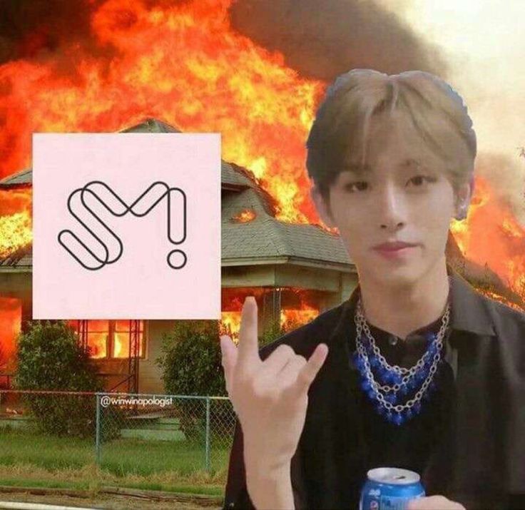 wingwingdsc's tweet photo. WAYV WORLD TOUR WHEN? 
@SMTOWNGLOBAL https://t.co/VxV6ePfPNH
