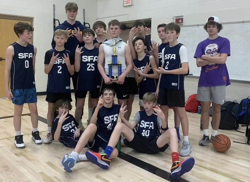 Dowling Catholic Boys Basketball tweet media