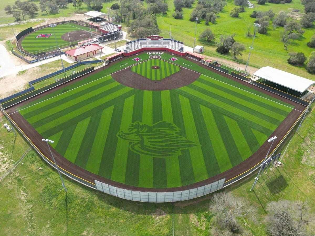 Coach_Howard804's tweet photo. Well the wait is finally over. We are extremely excited to be on our new turf field. We might be a little bias, but we feel like we now have one of the premier fields in the state of Texas. Thank you Hays CISD for investing our athletes. #wearehays #flagship https://t.co/RyDQEkPafG