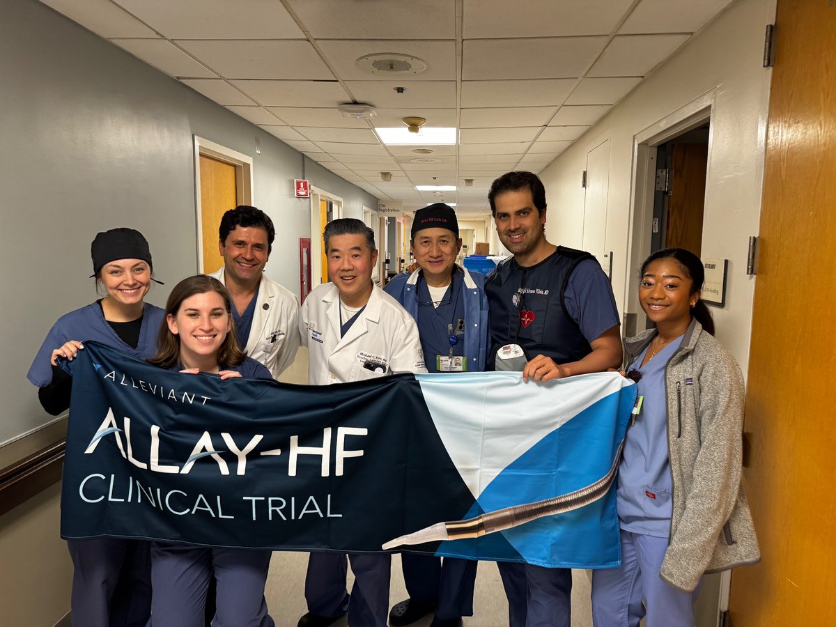The first #ALLAY-HF trial (Interatrial shunt creation in HFpEF) enrollment in the northeast happened today @lenoxhill Another first in #interventionalheartfailure thanks to our research team! @alleviant @NorthwellHealth