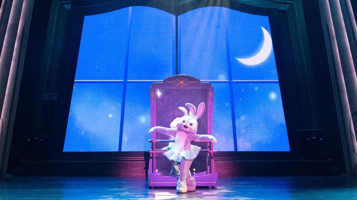 shiery_dh's tweet photo. HKDL 3/15〜6/10 「ダフフレのプレイデイズ」イベントが開催されます🐻
🌸プレイハウスが春仕様に変更
🌸春衣装に変身
🌸新しいショー「the joy of sharing」
🌸ステラルーと香港バレエ🩰の共同演出(4/4〜5/5)

#香港ディズニー
#HKDL https://t.co/wGIBPF6D8z