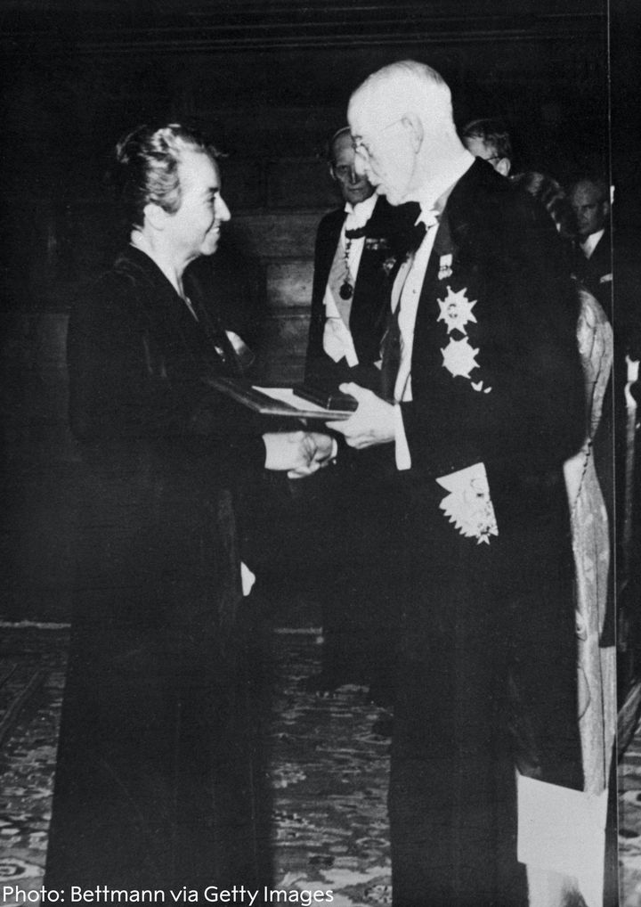 Take a look at Gabriela Mistral receiving her Nobel Prize on 10 December 1945. Mistral received the prize for her powerful, lyrical poetry, which 'made her name a symbol of the idealistic aspirations of the entire Latin American world.' Read more: bit.ly/47TWWLY #IWD