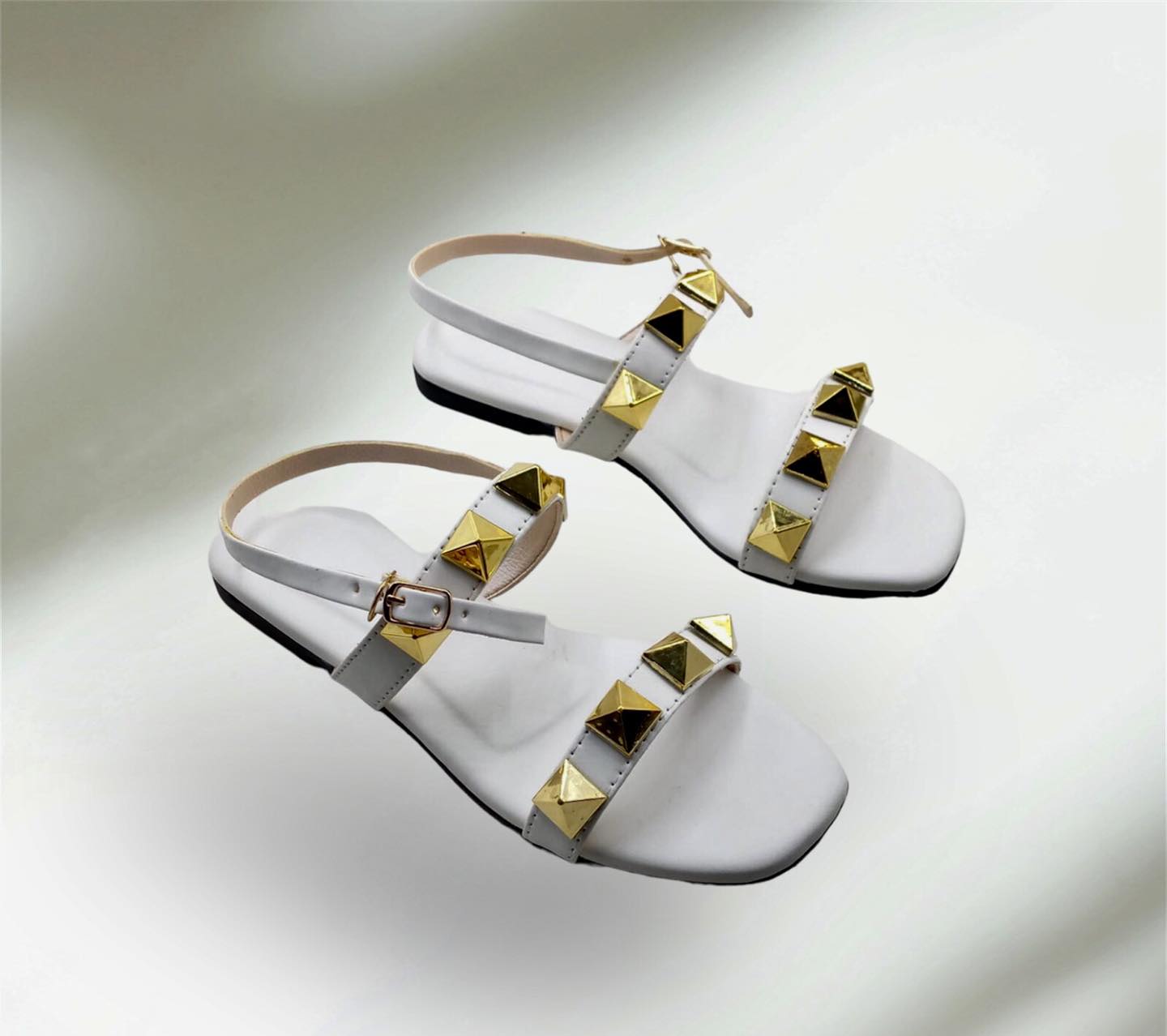 Guess Shoes | Cerri Natural Chain Link Flat Sandals | Style Representative