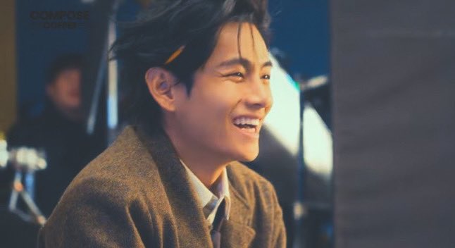 taeteland's tweet photo. the sweetest smile ♡ https://t.co/TFWYF0gVd7