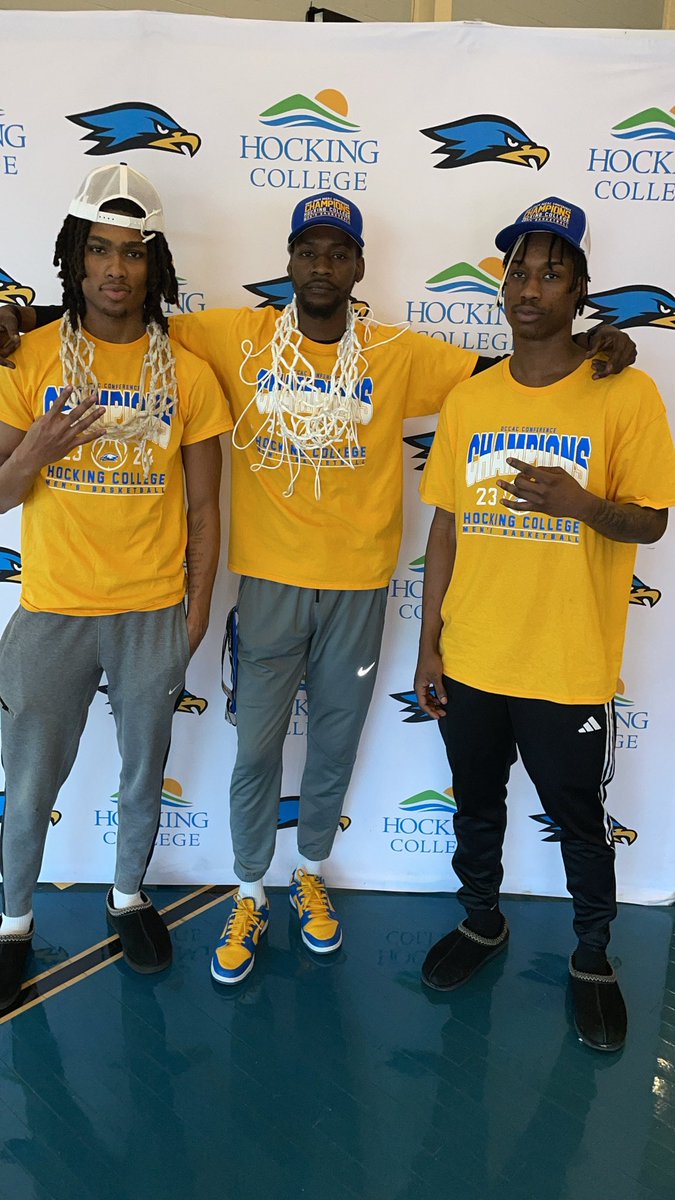 CoachMeach1's tweet photo. It hits different when nobody believed in you! 🙌  

47-10 overall record here at Hocking in two years ended the regular season ranked #23rd. Thanks to big dawg himself the goat Doc @CoachRyanMiley we marching and not looking back! 📌 @HockingBball https://t.co/YjVLq3MNGt