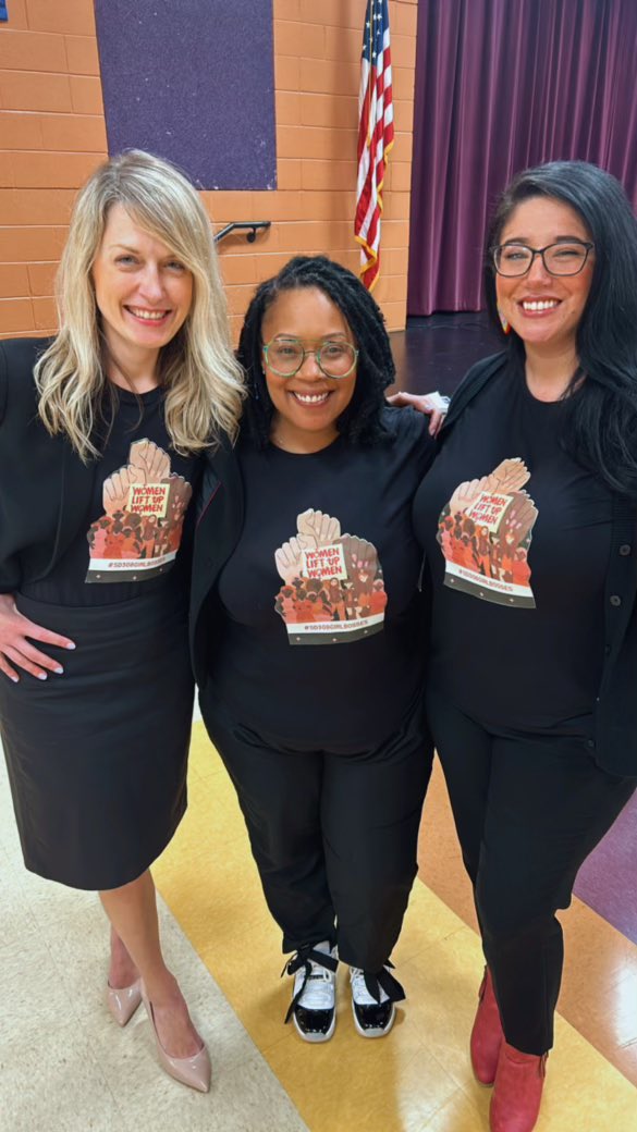MrsKristenPaul's tweet photo. Women Empowering Women @sd308 

#WomenEmpowerment @WomenEd @DrDEIva247 @anna_candelario https://t.co/5hkvtFMBcD