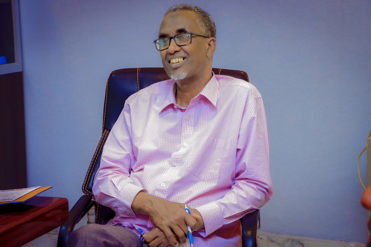 Wasiirka Wasaaradda Gaashaandhigga JSL Dr Rooble Muuse Cabdi ayaa kulan la qaatay saraakiil ka socday Haayada Halo trust oo ay wada shaqayn leeyihiin Wasaaradda Gaashaandhigga Somaliland.

Kulankaas oo daaranaa isbarasho iyo xog waraysi arimaha miino baadhista