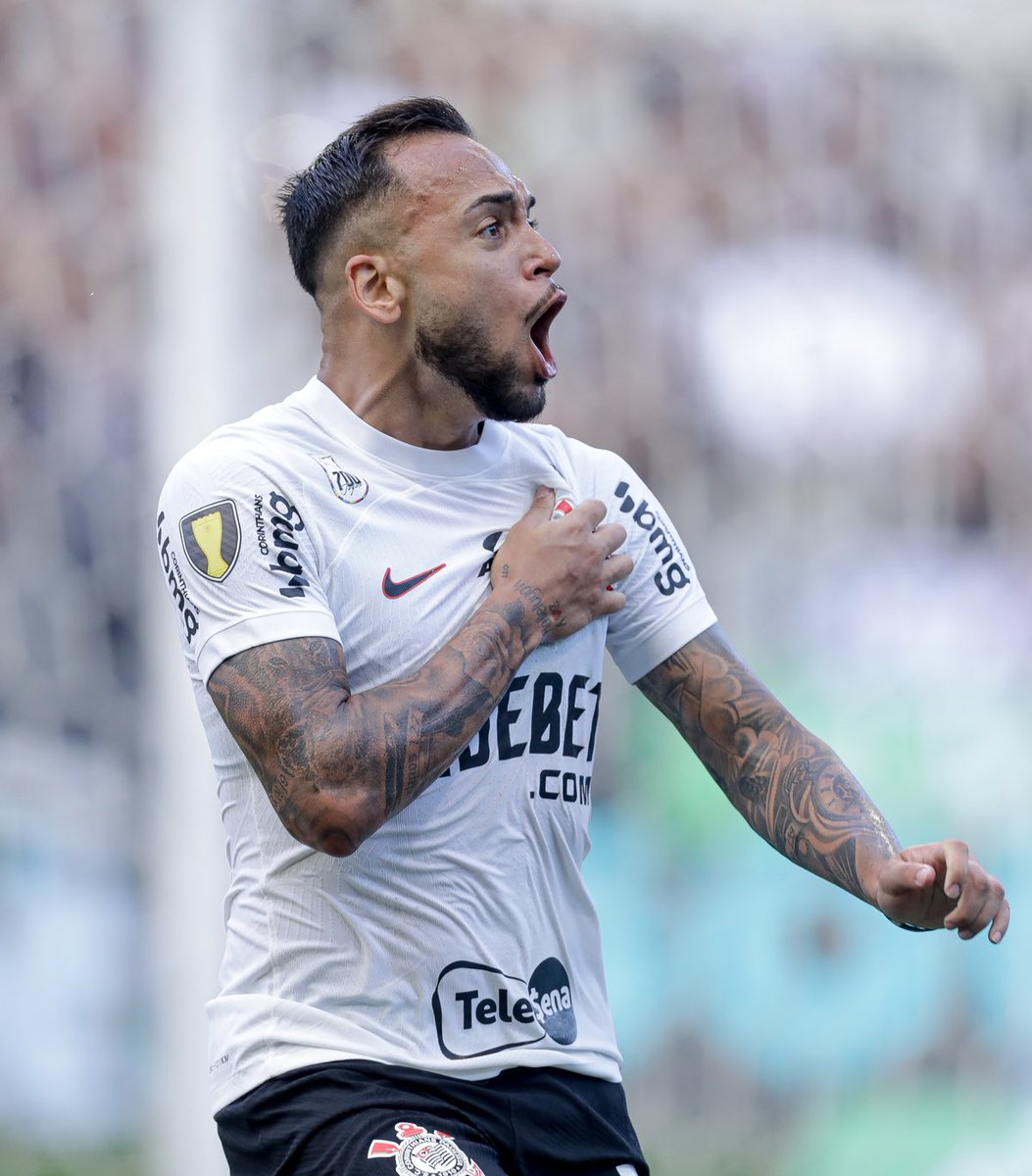 futebol_info's tweet photo. ⚠️ Corinthians aguarda comunicado do Shakhtar Donetsk e deseja cobrir a proposta do Flamengo para comprar Maycon.

Timão estuda fazer um esforço financeiro para não perder um jogador titular para um rival.

🗞 @GoalBR | @simpraisa | @thirfernandes
📸 Rodrigo Coca/Ag. Corinthians https://t.co/b72lTqB9ZO