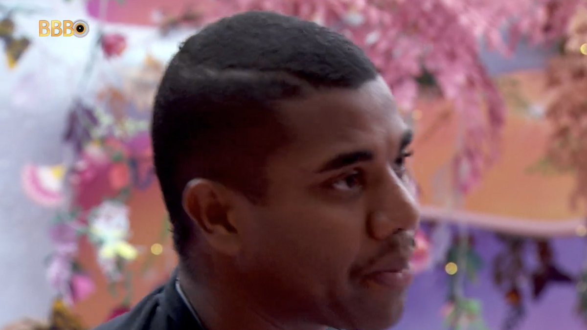 Dantinhas's tweet image. Davi: "Eu não traí a Alane. Eu falei com Alane 'no Sincerão, eu não vou falar' e eu não falei no Sincerão. Eu cumpri com minha palavra e fui um cara de palavra, falei que depois iria usar essa informação'. Vocês querem me colocar na cruz e dizer que eu tô errado. Até Isabelle tá…