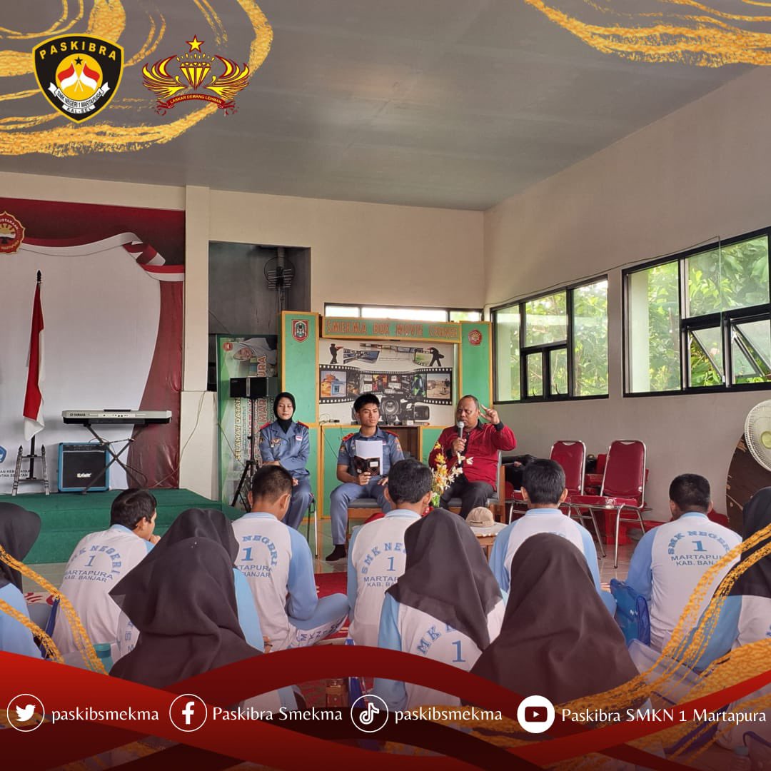 Salam Pembaris!

Jum'at, 01 Maret 2024

Pada kegiatan Jum'at Rutin kali ini, adik-adik A.21 mendapatkan materi POAC dan EO yang disampaikan langsung oleh Pembina PASSMEKMA.

#paskibrasmekma 
#passmekma 
#latihanpassmekma 
#kegiatanpassmekma