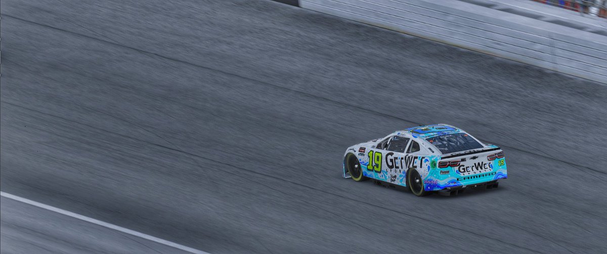 Put the <a href="/GetWetSports/">GetWetSports</a> 19 in victory lane tonight at Vegas! Had to earn it on the long run with old tires but we wheeled it to the dub! 🏁 🍻