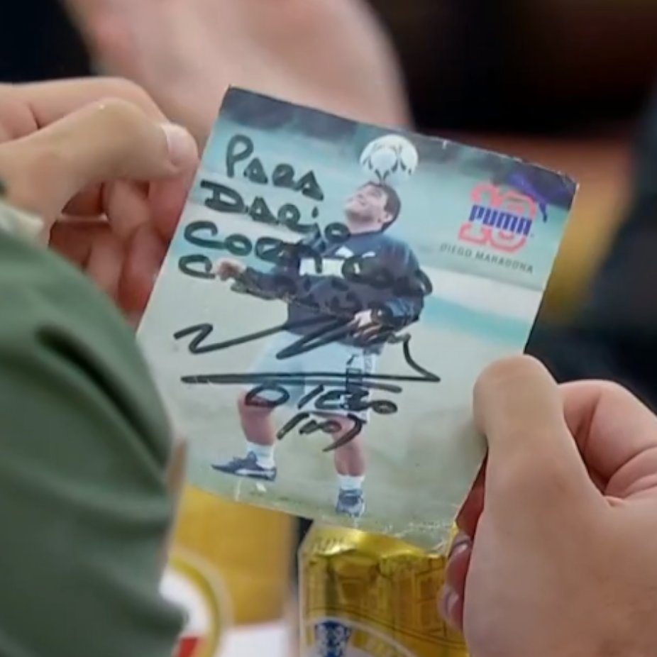 DARÍO: "El objeto personal que traje es la foto de Diego Maradona firmada para mí con dedicatoria"
#GranHermano