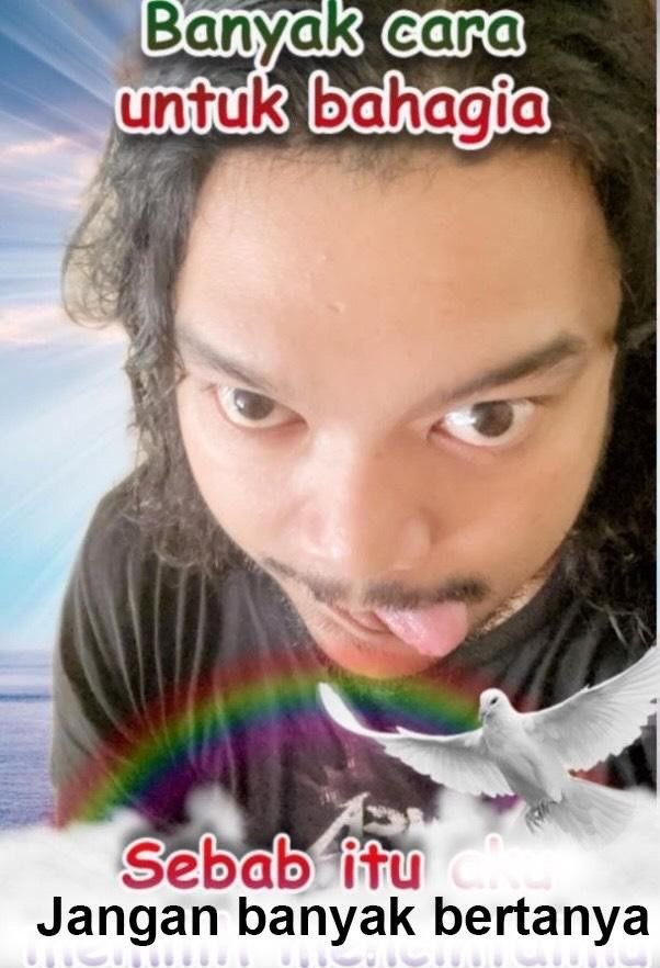 Ninuninuu, hadiahnya sudah mendarat dengan aman 🫢😋 Terimakasih <a href="/beeswaxtheband/">Beeswax</a> <a href="/yallfears/">yallfears</a> doakan semoga aku ga kegocek berondong lagi😓. Mau cari mas mas yubi aja😋