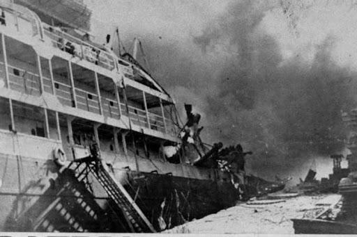 #CubaViveSuHistoria  64 años del sabotaje al vapor “La Coubre” que traía arma para defender a la joven Revolución Cubana y que provocó numerosos muertos y heridos .
#LatirXUn26Avileño #GuerrerosDelAlba