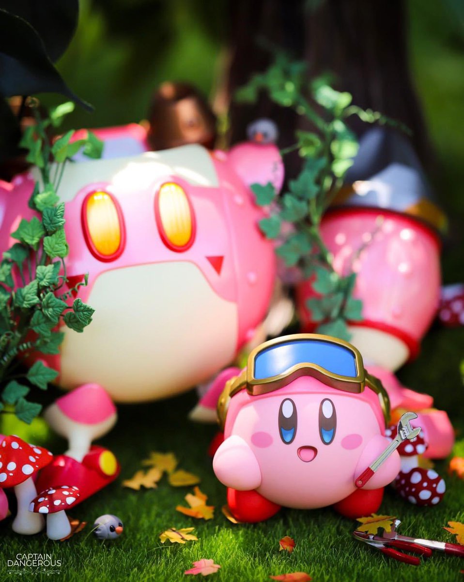 Our most recent episode of #Kirby Conversations with @Kabula_Queen, <a href="/CaptDangerous64/">Captain Dangerous</a>, and me explored the history of Japanese mecha series and their influence on Planet Robobot. 

We hope you give it a listen. 🤖

podcasts.apple.com/us/podcast/kir…

open.spotify.com/episode/3esKqj…