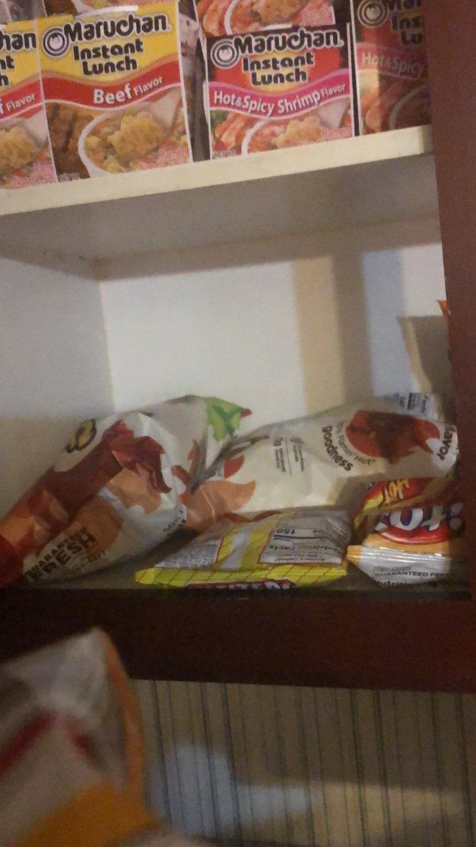 sledro999's tweet photo. Snack Time ! 
#ComingUp #MakingRoom #Nice #YesSir https://t.co/NaE4fMFFet