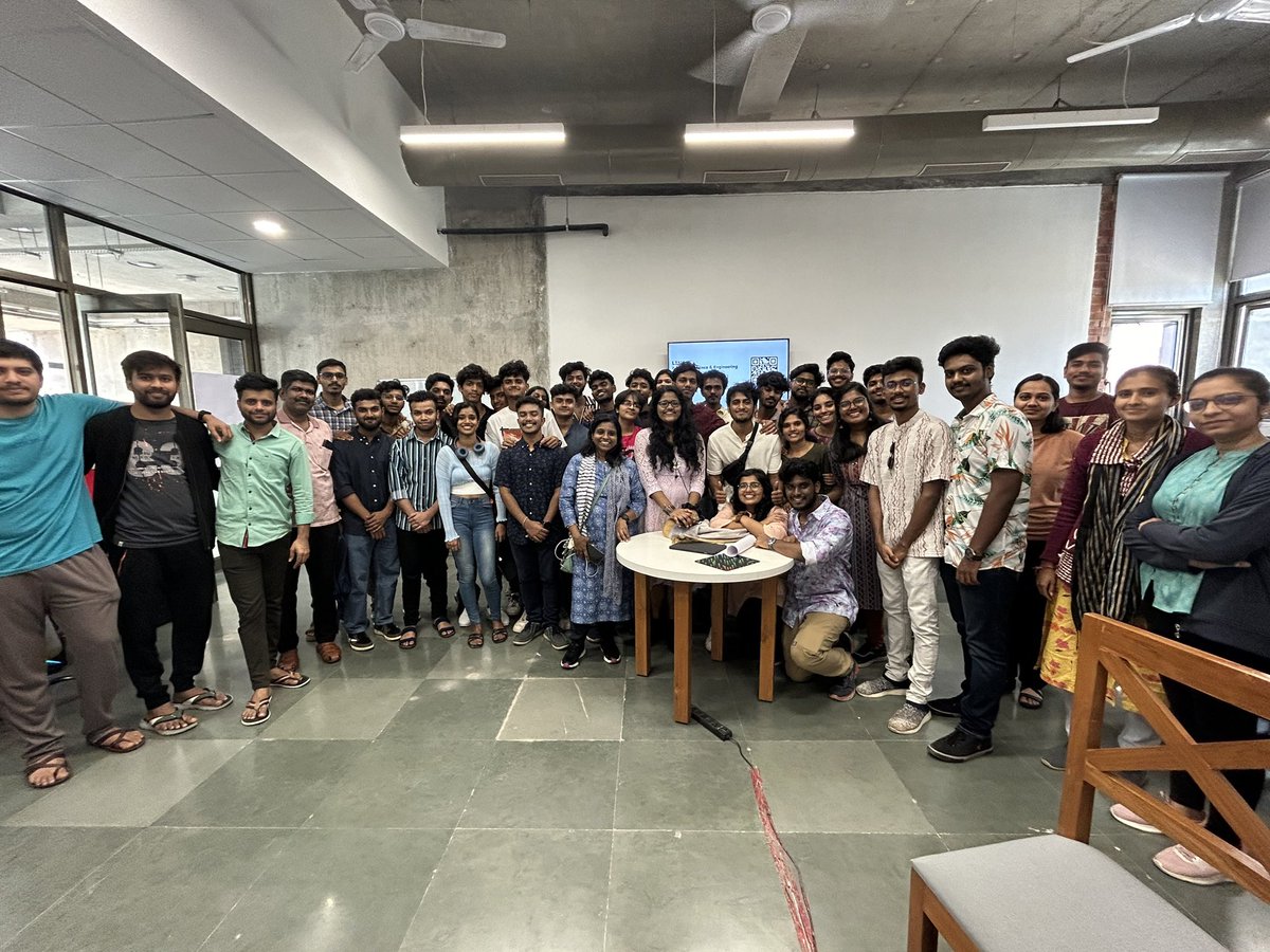 #LabVisit! ✨

Students from Sree Chitra Thirunal College of Engineering, Thiruvananthapuram, visited our @lingoiitgn on March 1st! 😄

Engaging discussions on fascinating #NLP projects made it a memorable visit! 💯🙌🏻

@cse_iitgn @iitgn 

Smiles all around! 👇🏻