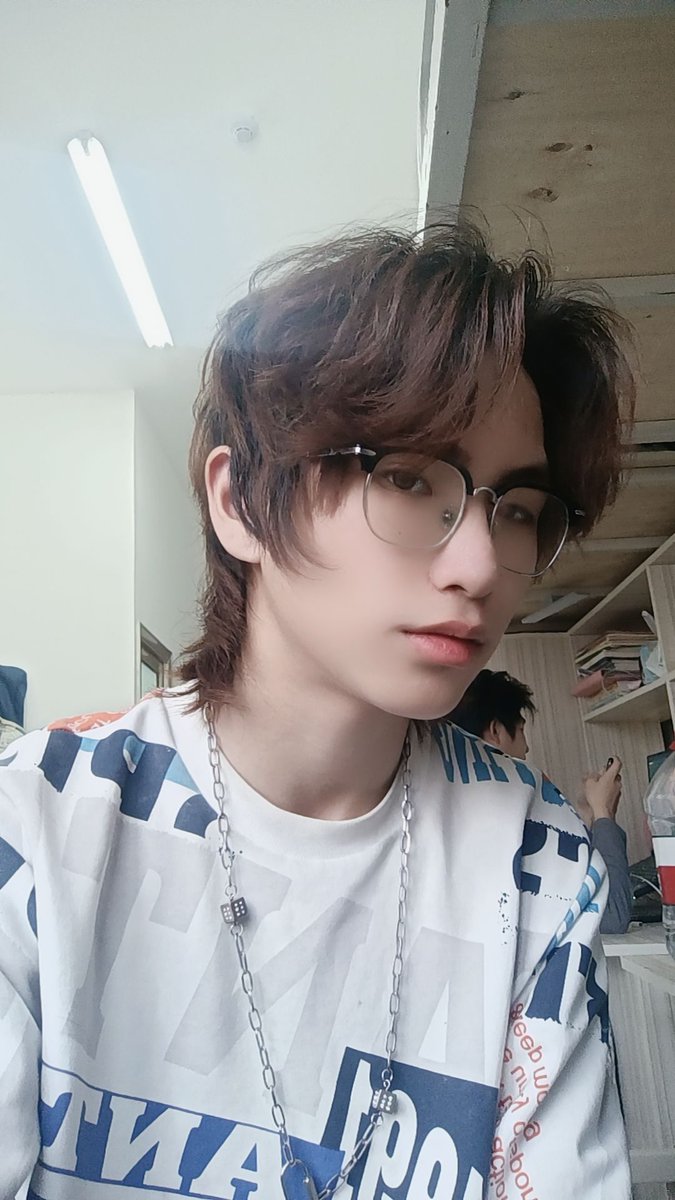 我的阿基蕾拉大人会在哪儿呢？ #四爱小狗 #四爱 #女攻男受