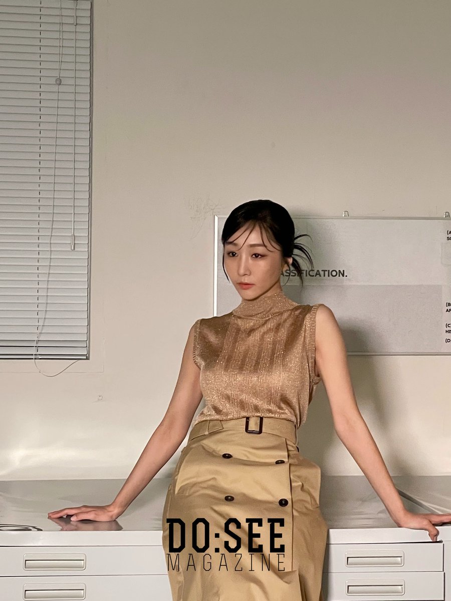 매거진 두시 15호 현장 스케치🤳

지금 촬영장은 𝑠𝑝𝑎𝑟𝑘𝑙𝑖𝑛𝑔 𝑏𝑒𝑎𝑢𝑡𝑖𝑓𝑢𝑙𝑙𝑦✨
아름다울걸 난 확신해✨

🗓️예약 판매 페이지 오픈 및 상세 규격 안내
𝟮𝟬𝟮𝟰.𝟬𝟯.𝟬𝟴

#김려원 #매거진두시