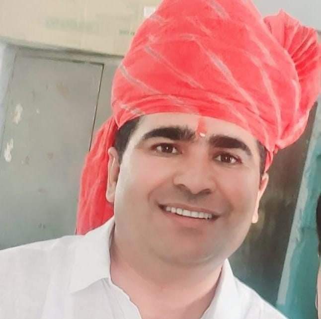 रेसला प्रदेशाध्यक्ष गिरधारी जी गोदारा को जन्मदिन की बहुत बहुत मुबारकबाद