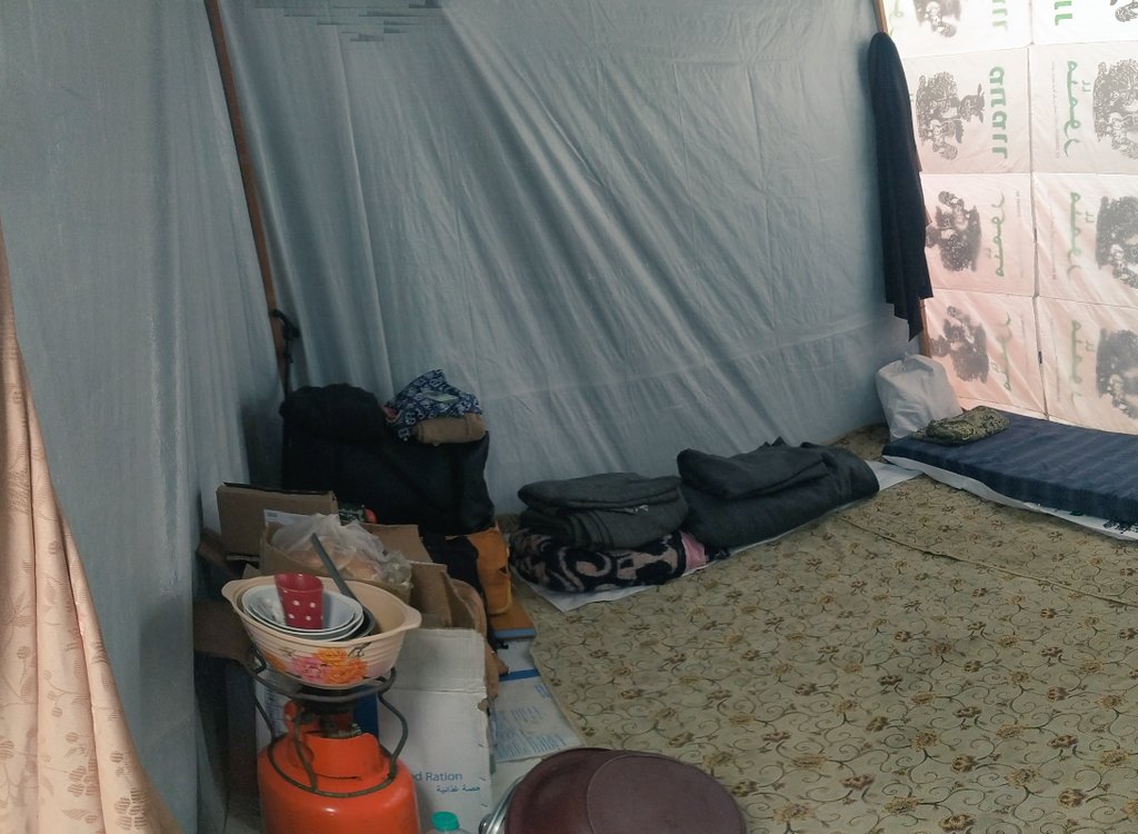 aisha_mustafa4's tweet photo. After a siege that lasted more than a month in which we witnessed genocide and mass extermination, I have now miraculously left for Rafah and live in a simple tent.
  I hope you can help 🙏
  Who can help? Messages are open https://t.co/GfEgclqgvO