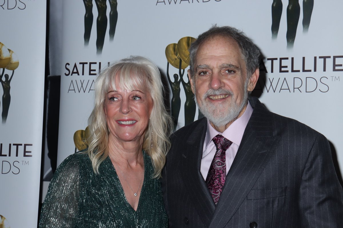 28th #SatelliteAwards Julie and Jon Landau #MaryPickfordAward Recipient