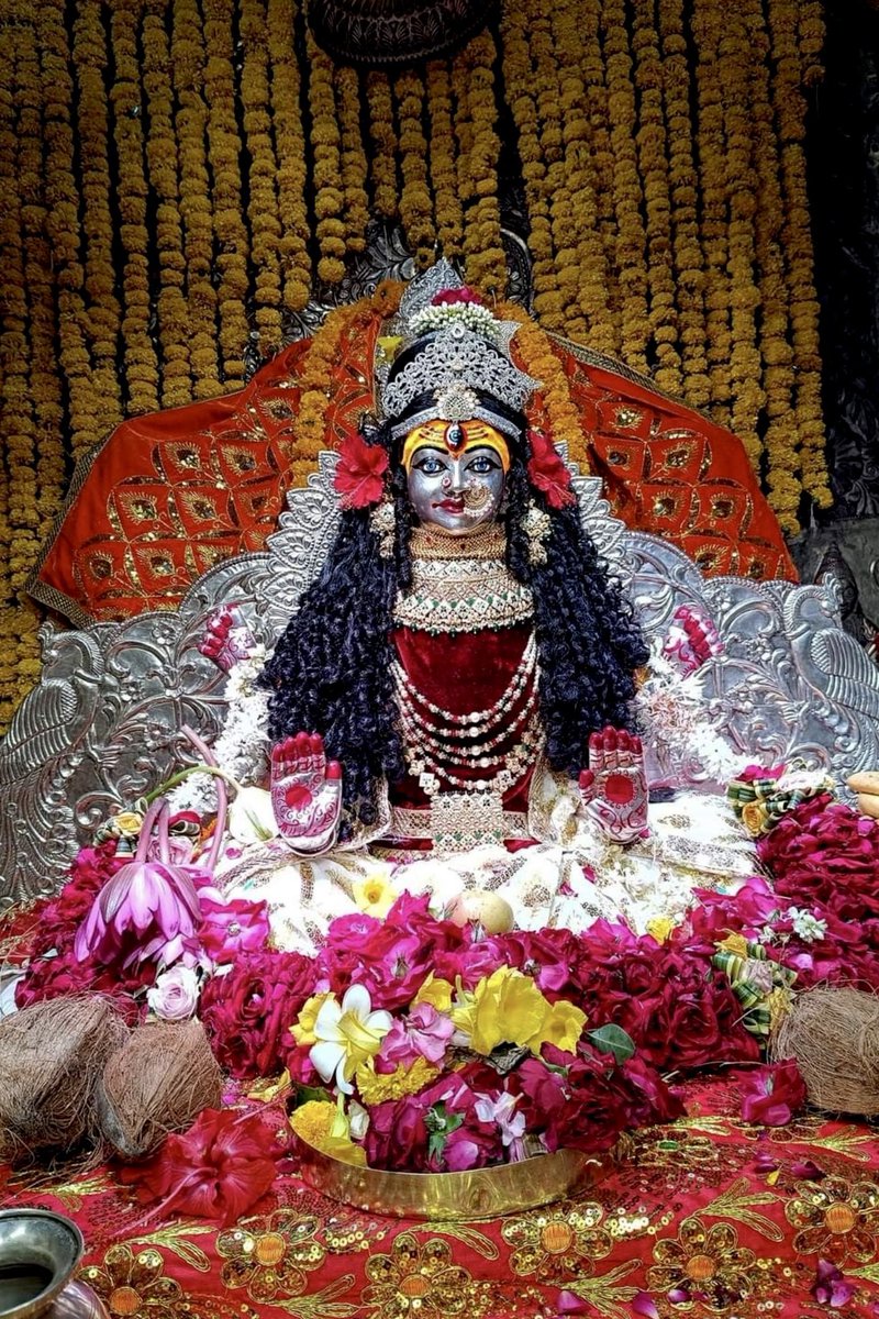 Jayalko1's tweet photo. महाकाल नगरी उज्जैन से माँ हरसिध्दि दर्शन🔥 https://t.co/05wqBBFPLs
