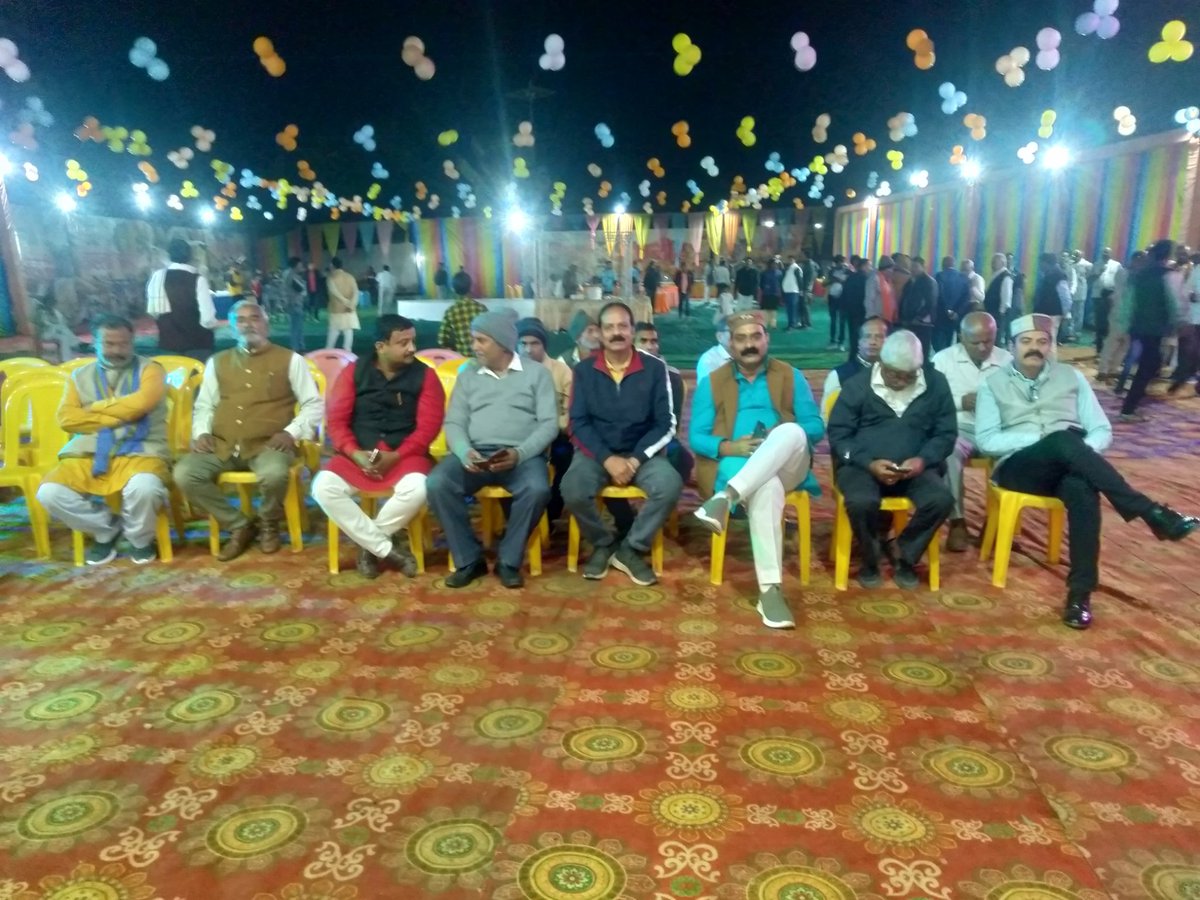 RinkuVeeresh's tweet photo. बाणसागर-देवलोंद में श्री दिलीप सिंह परिहार के पुत्री के विवाह समारोह में शामिल हुआ।। https://t.co/QlcMDXFhwK