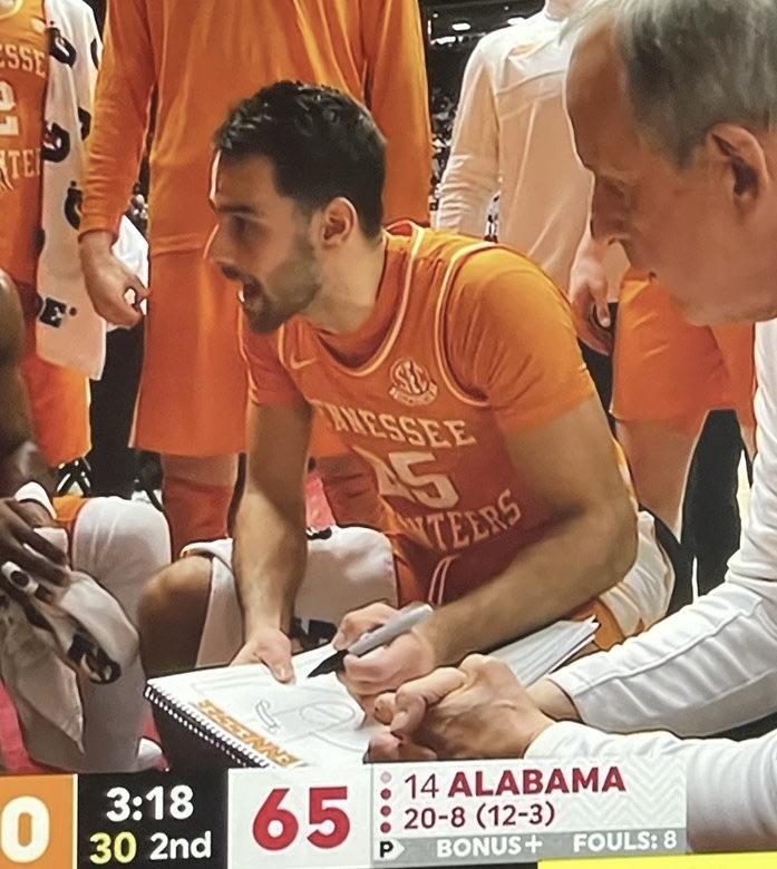 wesruckerTBA's tweet image. Can't imagine Rick Barnes, in his four-decade career, has let many players take the timeout dry-erase board in a game — especially a game of this magnitude.

Santiago Vescovi and Josiah-Jordan James are Barnes' war horses. Tough to overstate how much he loves and trusts them.