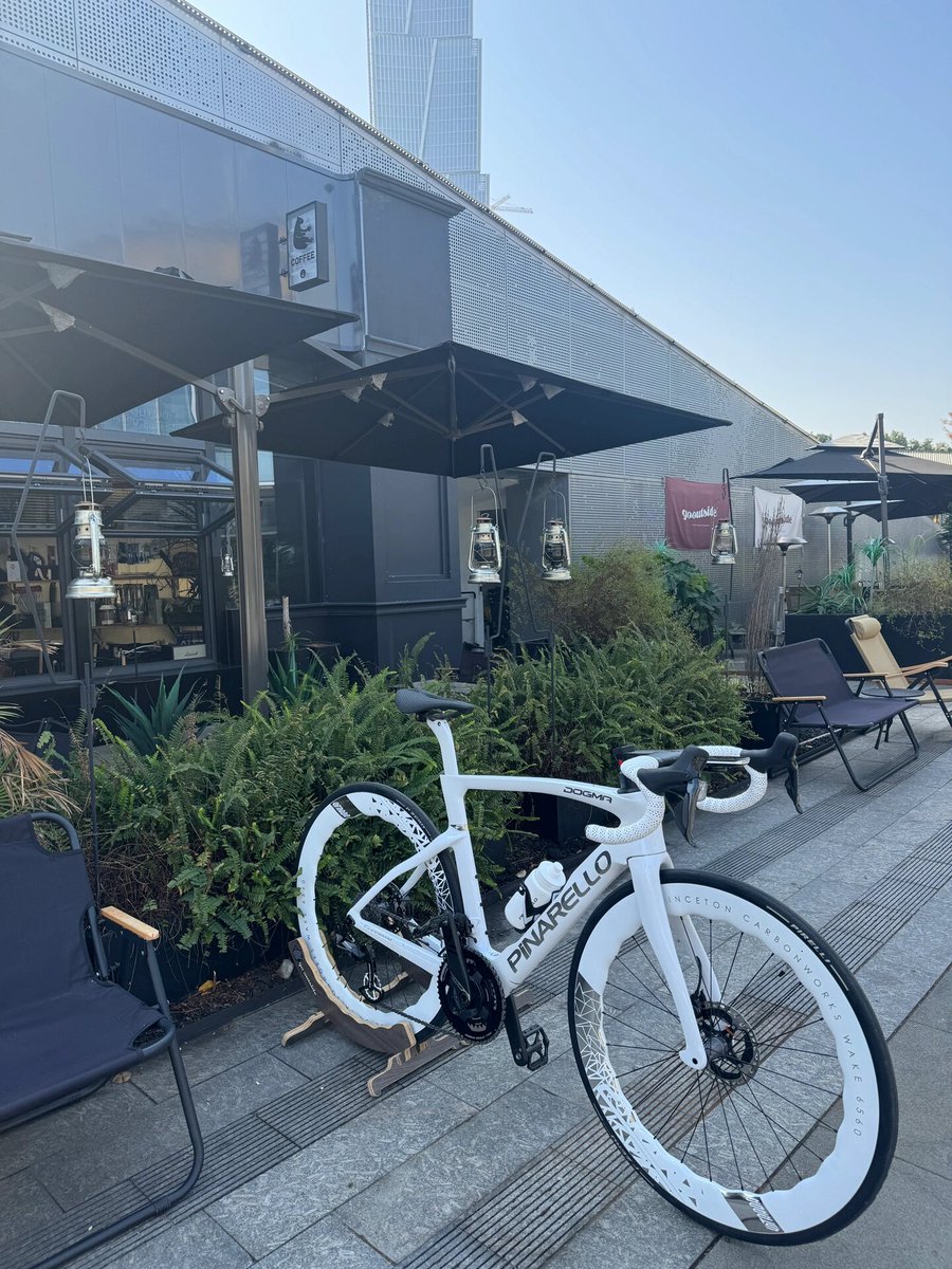 samzzyjay's tweet photo. 時は移り、愛を保つ。
#自転車のメイク写真 #愛を持って山海へ
 #ハイウェイカー #都市走行計画 https://t.co/MCwZykvaux