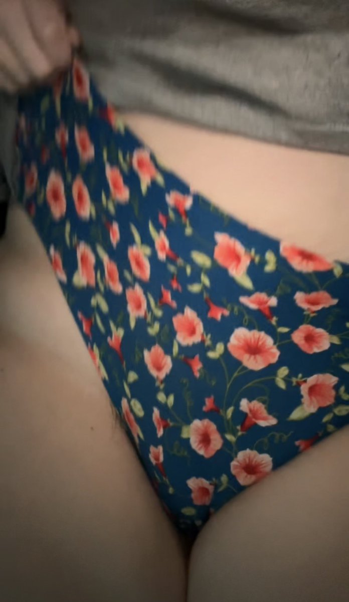 sparklylilpeach's tweet photo. i love flowers!!!🩷

#nsfw #nsfwtwt https://t.co/SVaAr0DvX1