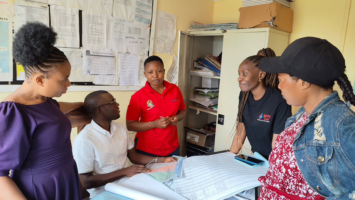 AmrefTanzania's tweet photo. Working together to improve access to quality healthcare for all. Ongoing Supportive Supervision Community HIV services in Sirari Health Center in Mara πΉπΏ under the #afyathabitiproject with support from @pepfar through @cdctanzania.
#HealthForAll #CommunityHealthSystems #AmrefTransforms2030 #amref4phc