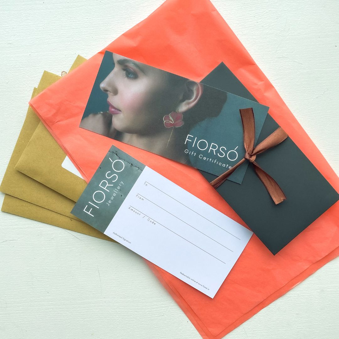 With #MothersDay in Ireland/UK why not let her choose - with one of our #GiftCards 🎁

#mothersdaygifts  #giftcertificates #giftvouchers #mothersdaygiftideas #jewellery #jewelry #statementjewellery #statementjewelry  #handmadejewellery #handmadejewelry #giftsforher #gifts #gift