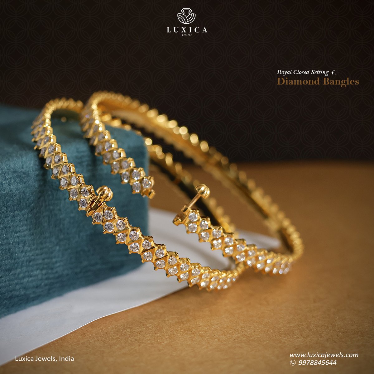 LuxicaJewels's tweet image. Our lab created Royal Closed Setting Diamond Bangles where elegance meets the majestic allure of ethical opulence.

For inquiries:
Visit. : luxicajewels.com
☟☟ WhatsApp Below ☟☟
wa.me/919978845644

#beautiful #labcreateddiamonds #closesetting #diamondbangles