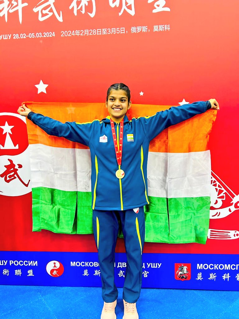 सतना की बेटी वैष्णवी त्रिपाठी ने International Moscow Wushu Championship2024 में 48 किलोग्राम भार वर्ग में गोल्ड मेडल🥇जीतकर न केवल देश बल्कि मध्यप्रदेश और विंध्य क्षेत्र का भी मान बढ़ाया है।

बिटिया वैष्णवी को इस उपलब्धि के लिए बधाई एवं भविष्य हेतु शुभकामनाएं।