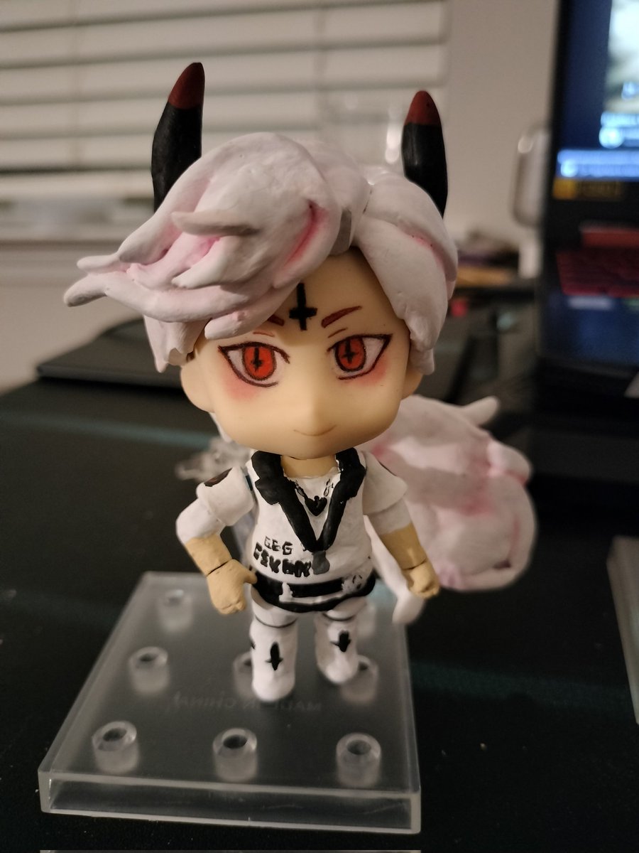 DeathhunterAshi's tweet photo. 3 out of 6 custom nendoroids completed and to round off tonight is Satan from 'What in Hell is Bad'! He comes with his blood scythe and even a mini Ppyong (or is he normal sized?) #hellbad #WHB #whatinhellisbad https://t.co/5bdkGTvxSg
