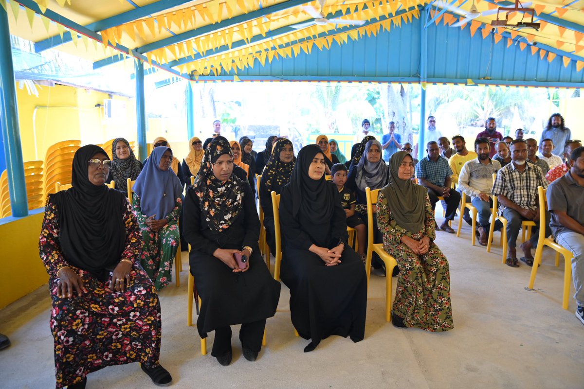 ރައީސް  <a href="/ibusolih/">Ibrahim Mohamed Solih</a> މަޖިލިސް20 ނ.ހޮޅުދޫ ދާއިރާގެ މިޕާޓީގެ  ކެންޑިޑޭޓު  <a href="/Fathih_22/">Ahmed Faathih</a> ގެ  ކެންޕެއިންއަށް ނ.މިލަދޫ އަށް ވަޑައިގަންނަވާ، ކެންޕެއިން ޓީމާއި ބައްދަލުކުރެއްވުން ކުރިއަށްދަނީ.

2️⃣✅
 #VoteMDP  #VoteFaathih 
 #HolhudhooDhaairaa 
 #MisraabuHamaMagah