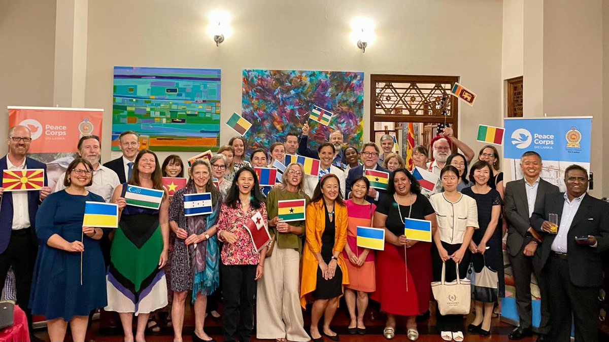 Sri Lanka welcomed Peace Corps Volunteers in 1962, and over 500 Volunteers have since served in communities, forging enduring connections here and around the globe. In celebration of #PeaceCorpsWeek, I gathered former Volunteers (aka #RPCVs) and Peace Corps Sri Lanka