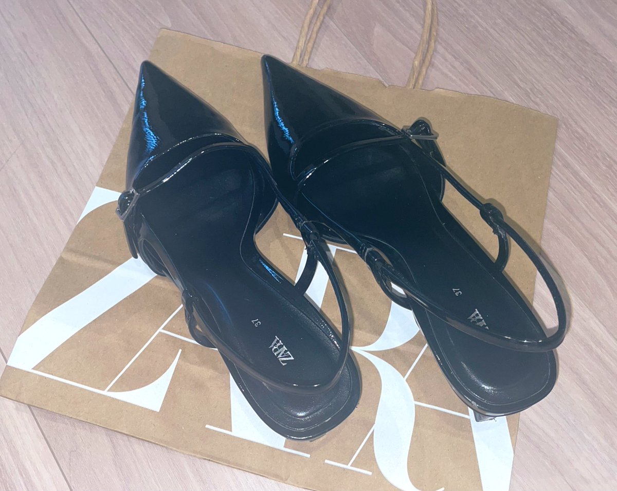 お気に入りZARAのパンプス♩♩